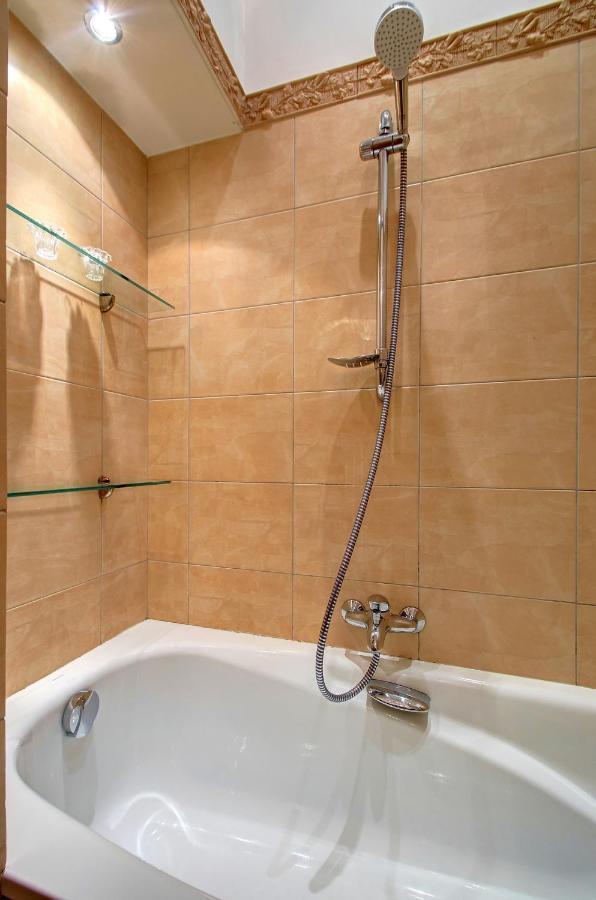 Romantic City Center Apartment In Old Town Аеропорт Вільнюс Екстер'єр фото
